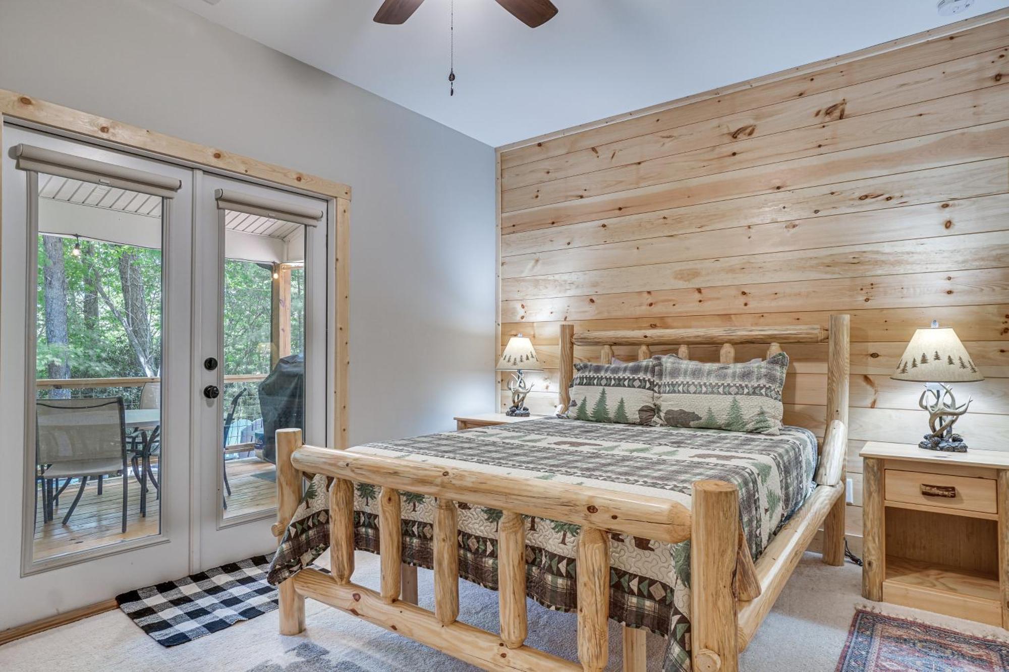 Stunning Getaway With Hot Tub And Ev Charger! Holiday home