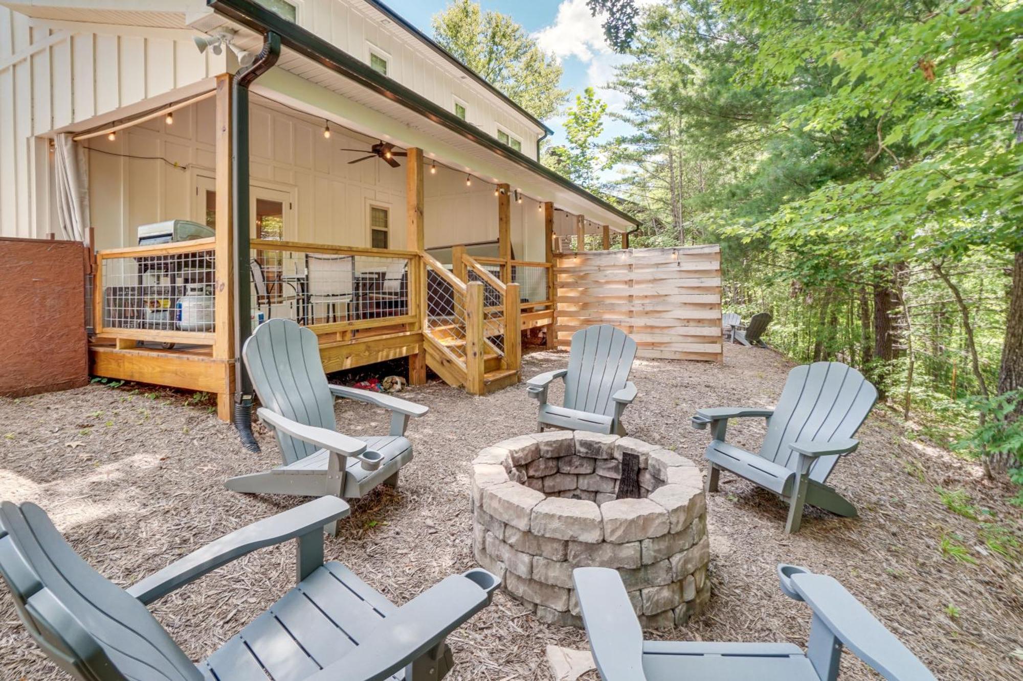 Holiday home Stunning Getaway With Hot Tub And Ev Charger! *